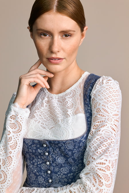 Julia Trentini Linn Dirndl - view 3