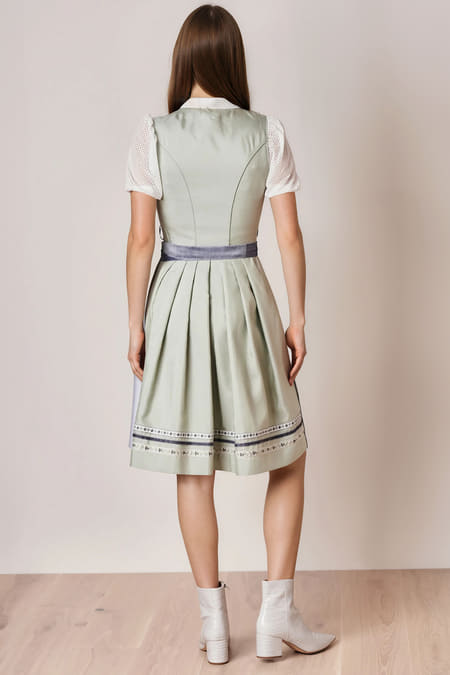 Julia Trentini Nila Dirndl - view 3