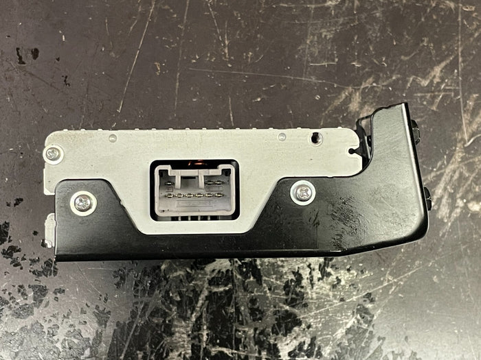2008-2010 Jeep Grand Cherokee Genuine Mopar Power Inverter Module 5107079AB