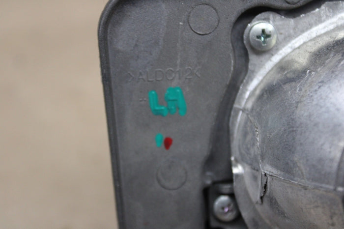 2008-2014 Dodge Challenger Xenon HID Ballast Projector Module Bulb Assembly OEM