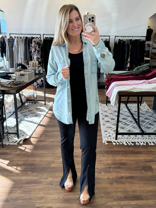 Annie - Slit Hem and Pintuck Flare Stretch Pants