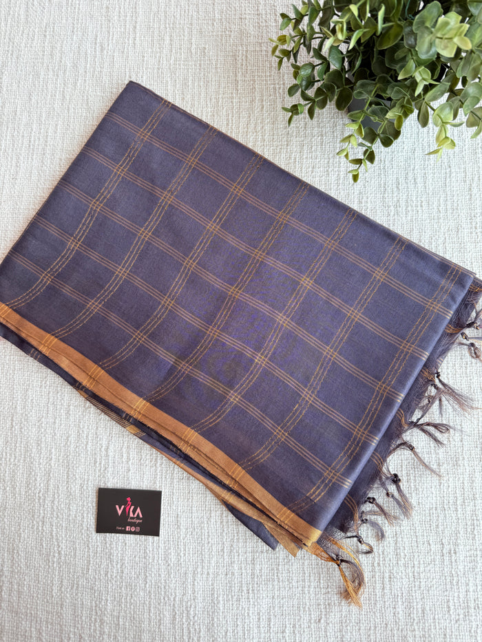 Checked Art silk saree with blouse