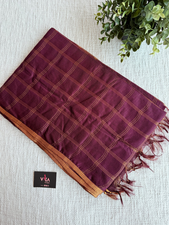 Checked Art silk saree with blouse