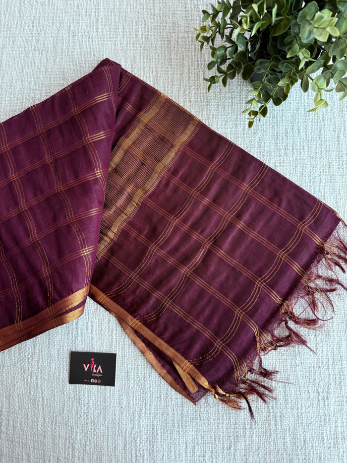Checked Art silk saree with blouse