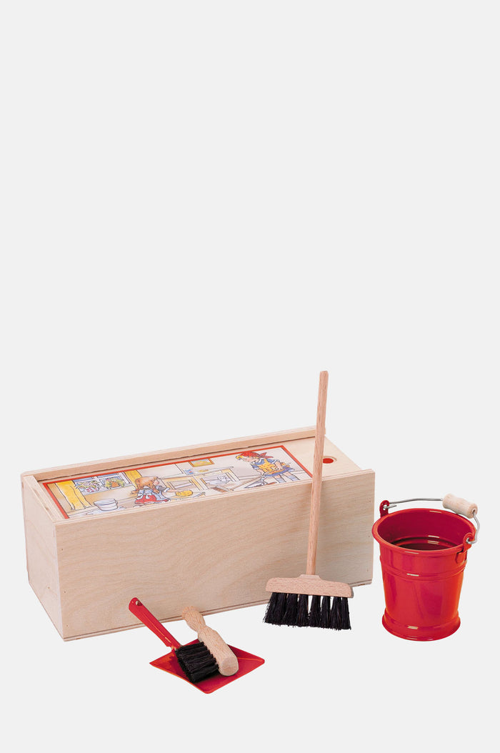 Redecker Doll Broom Set Red.