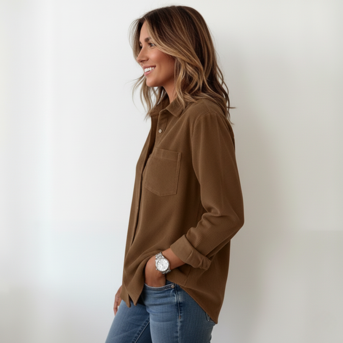 Elivianne - Une chemise en velours côtelé qui fonctionne à merveille