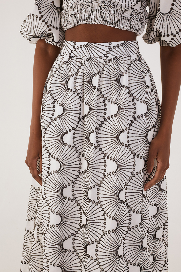 Embroirdered Maxi Skirt_4
