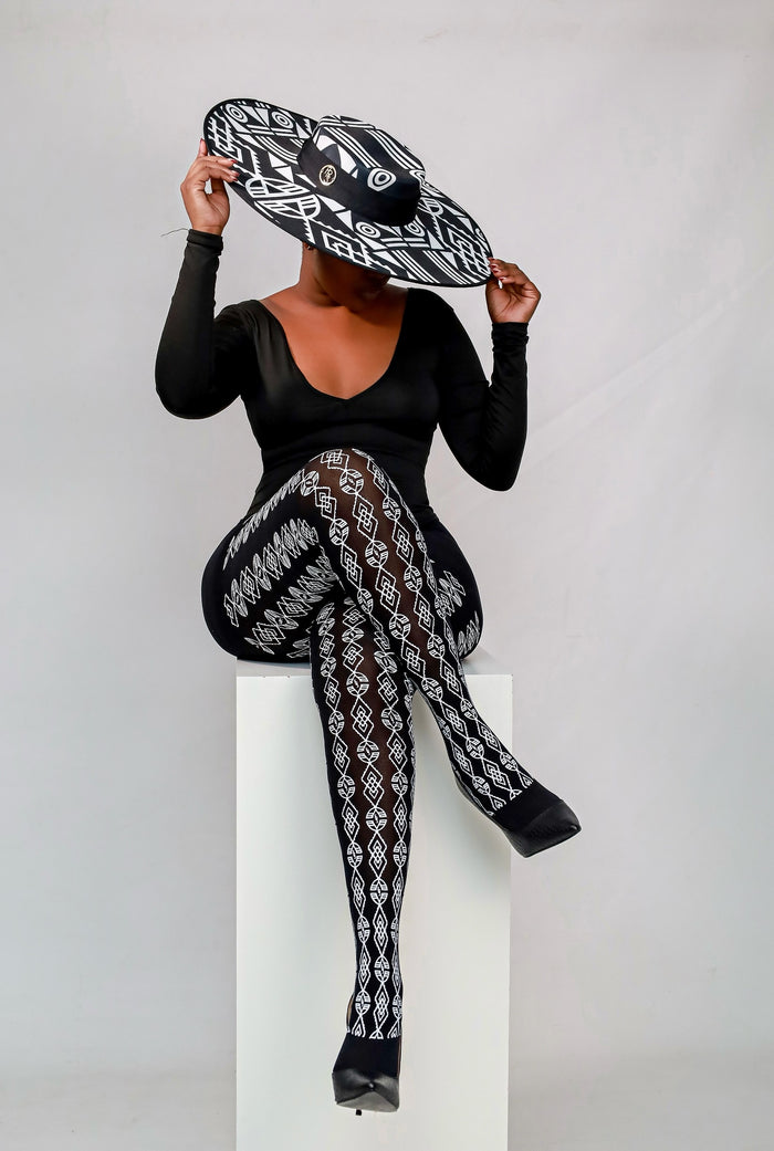 Fabrosanz: Nguni Print Stockings- Black&White