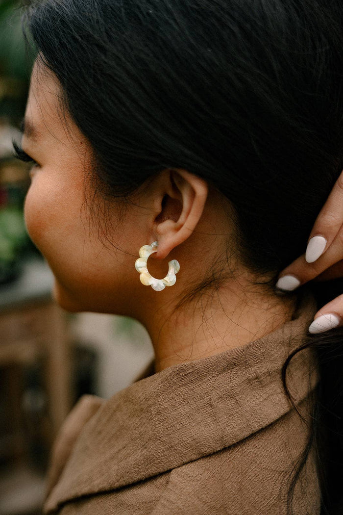 Flora Mini Hoops - Citron Zest