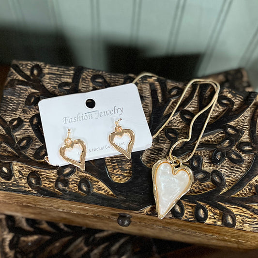 Glossy Stone Heart Necklace & Earrings