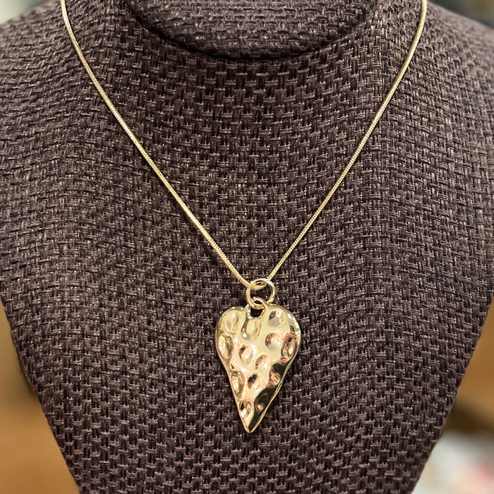 Glossy Stone Heart Necklace & Earrings