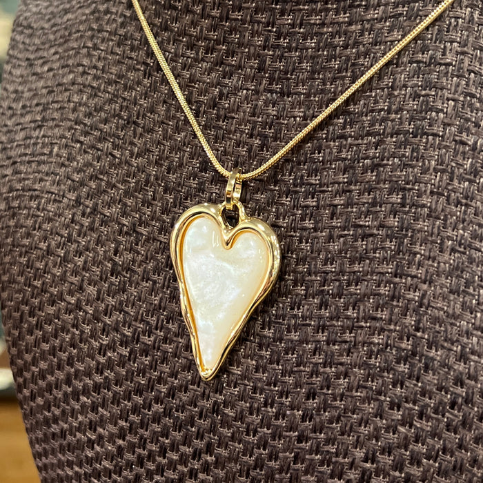 Glossy Stone Heart Necklace & Earrings