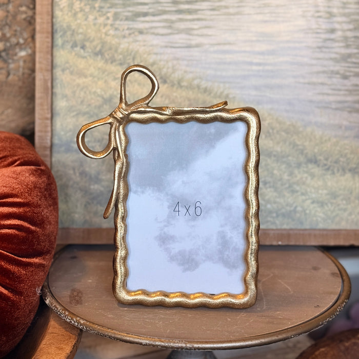 Gold Bow Frame