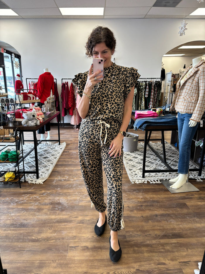 Let’s Roam Waffle Jogger Pants