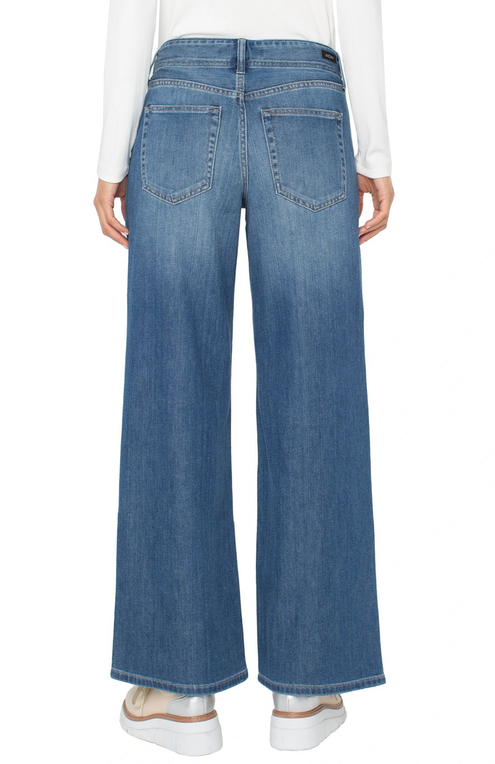 Liverpool - The Weekender - Medium Wash