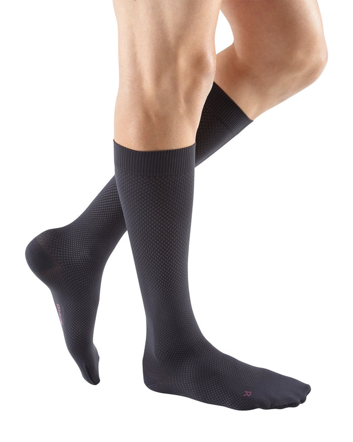 Mediven for Men Select Extra Wide Knee High 30-40mmHg - Compression Level: Extra Firm 30-40 MmHg - Male - Knee
