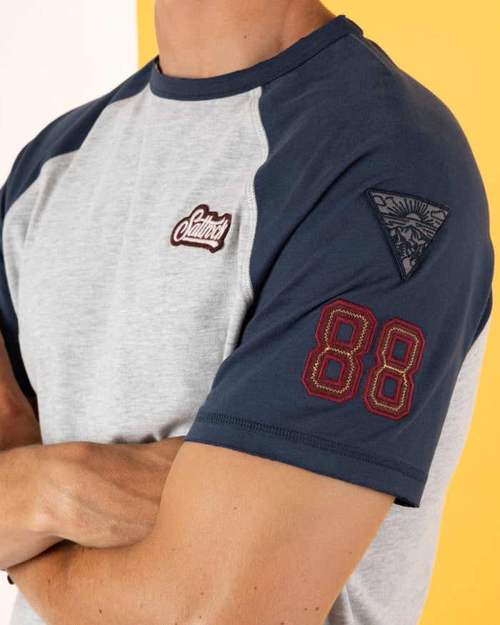 Patch Raglan Mens Short Sleeve Raglan T-Shirt in Blue/Grey