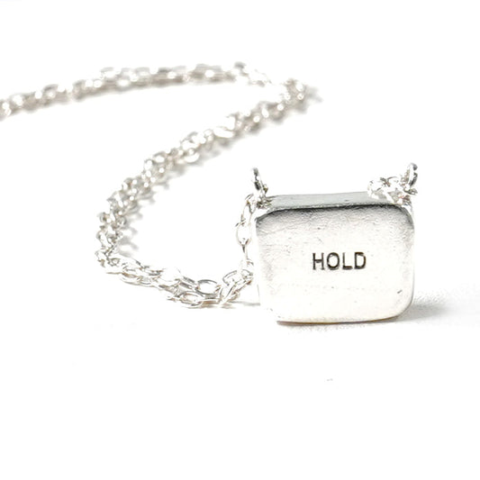 [SUMMER TAG SOL] HOLD BUTTON 925 SILVER NECKLACE