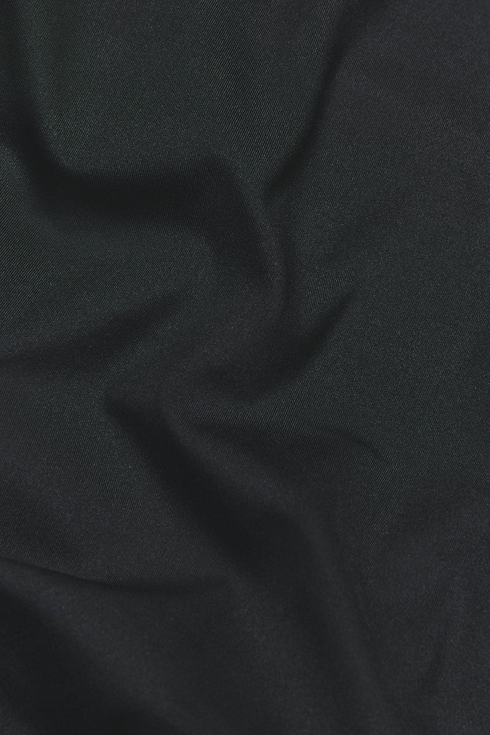 Training Quarter Zip in Black - TAILORED ATHLETE - USA
