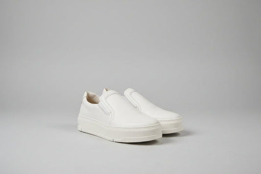 VAGABOND 'Judy' White Leather Slip-On Platform Flatform Trainers Sneakers - In Box - Great Used Condition