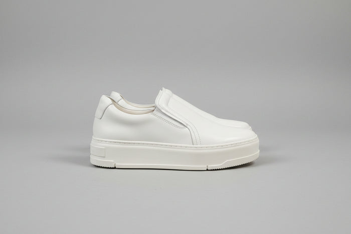 VAGABOND 'Judy' White Leather Slip-On Platform Flatform Trainers Sneakers - In Box - Great Used Condition